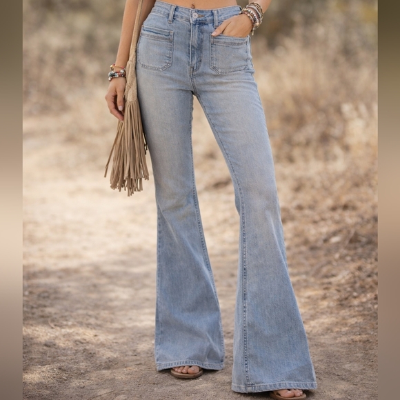 H&M Denim - High Waisted Light Blue Flare Jeans With Front Pockets